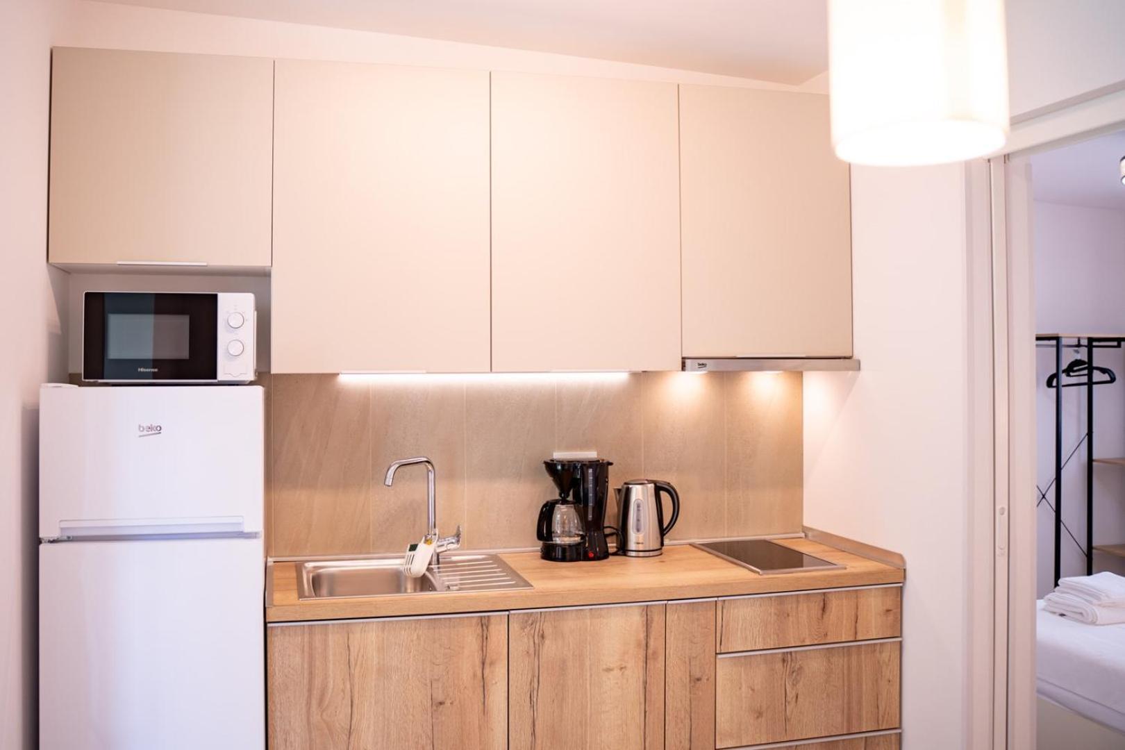 Arti Holiday Homes Banjol Екстериор снимка