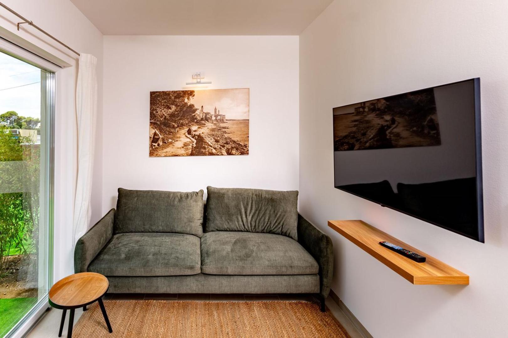 Arti Holiday Homes Banjol Екстериор снимка