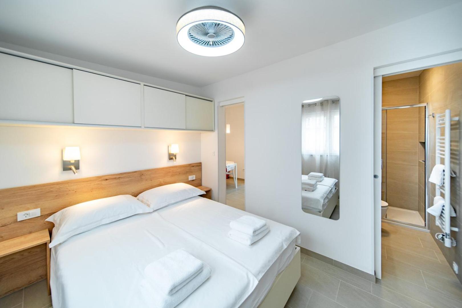 Arti Holiday Homes Banjol Екстериор снимка