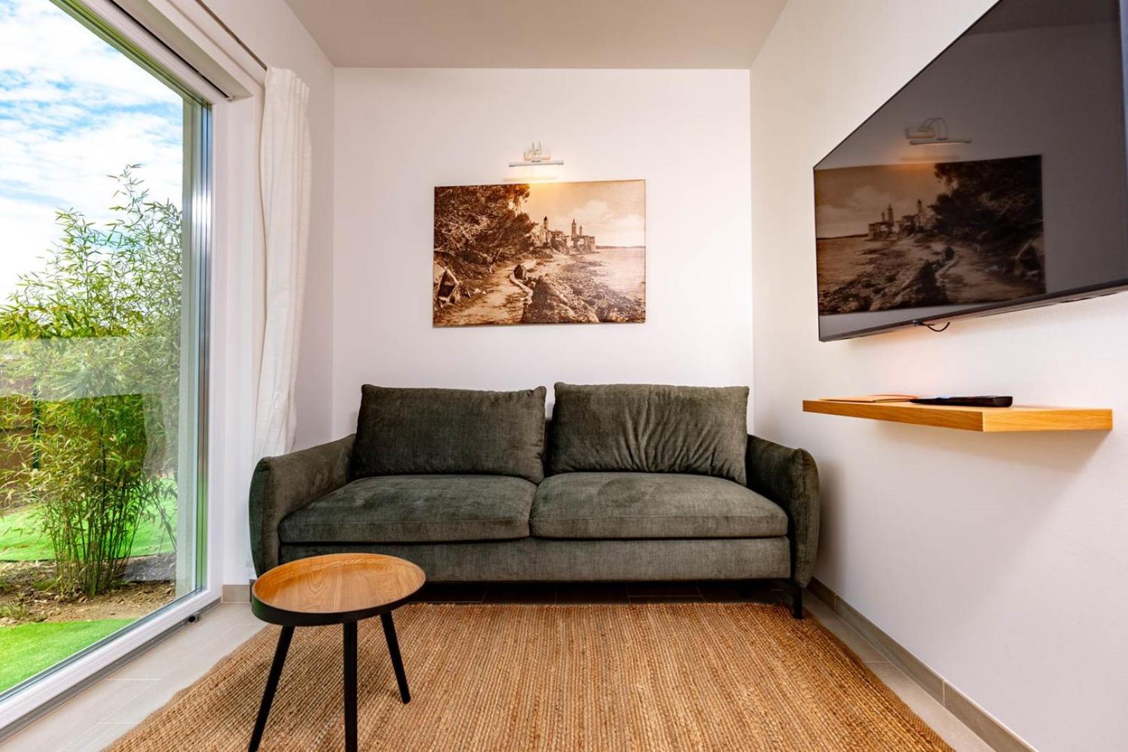 Arti Holiday Homes Banjol Екстериор снимка