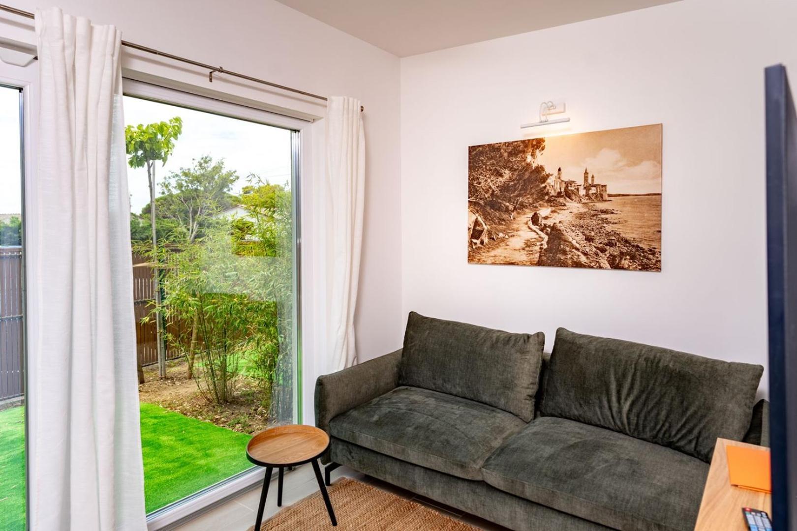 Arti Holiday Homes Banjol Екстериор снимка