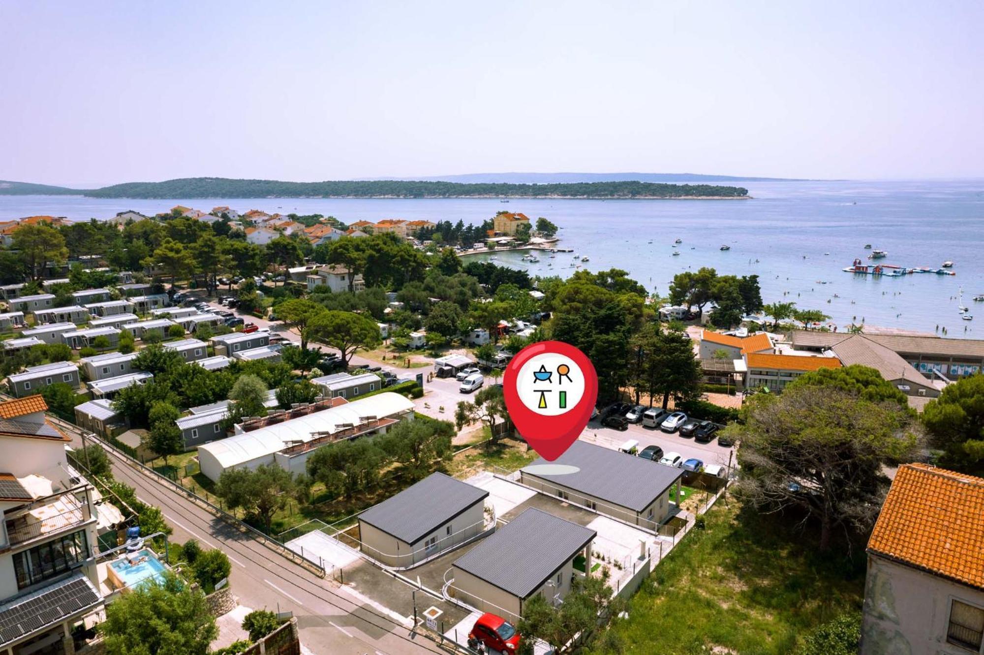 Arti Holiday Homes Banjol Екстериор снимка