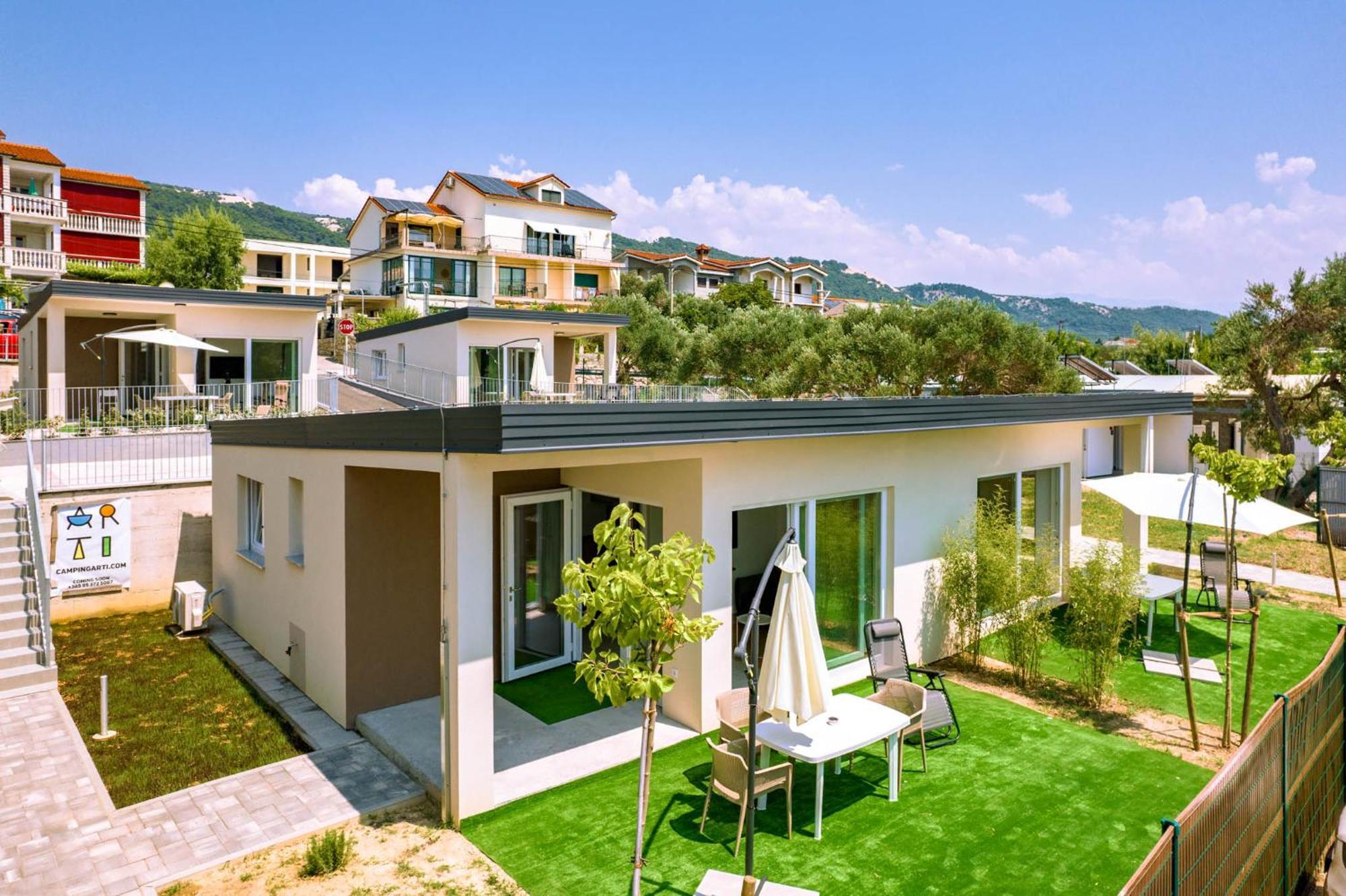 Arti Holiday Homes Banjol Екстериор снимка